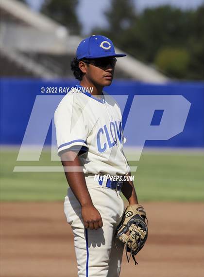Thumbnail 2 in Fresno @ Clovis (CIF CS Round 1 Division II Playoff) photogallery.
