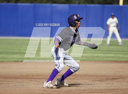 Thumbnail 3 in Fresno @ Clovis (CIF CS Round 1 Division II Playoff) photogallery.