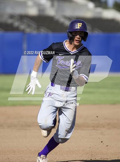 Thumbnail 2 in Fresno @ Clovis (CIF CS Round 1 Division II Playoff) photogallery.