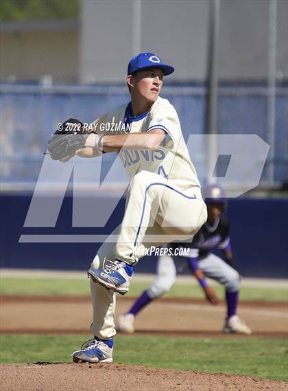 Thumbnail 3 in Fresno @ Clovis (CIF CS Round 1 Division II Playoff) photogallery.