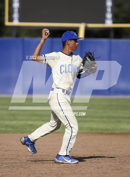 Thumbnail 2 in Fresno @ Clovis (CIF CS Round 1 Division II Playoff) photogallery.