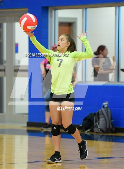 Thumbnail 2 in Luling @ Nixon-Smiley photogallery.