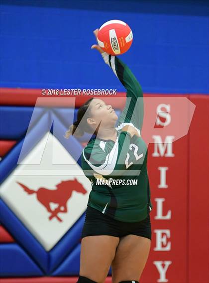 Thumbnail 3 in Luling @ Nixon-Smiley photogallery.