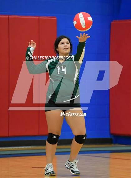 Thumbnail 3 in Luling @ Nixon-Smiley photogallery.