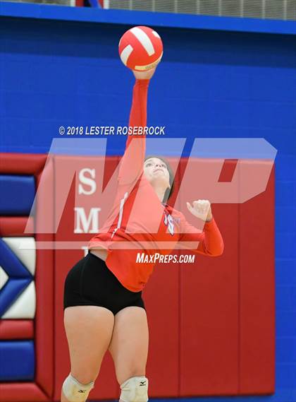 Thumbnail 1 in Luling @ Nixon-Smiley photogallery.