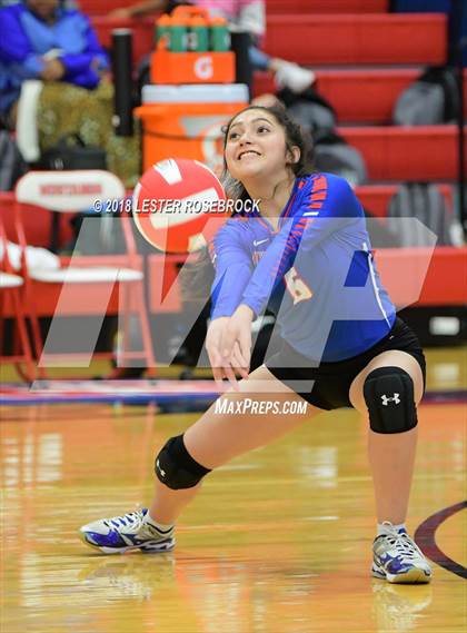 Thumbnail 2 in Luling @ Nixon-Smiley photogallery.