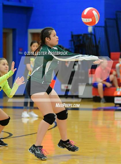 Thumbnail 1 in Luling @ Nixon-Smiley photogallery.