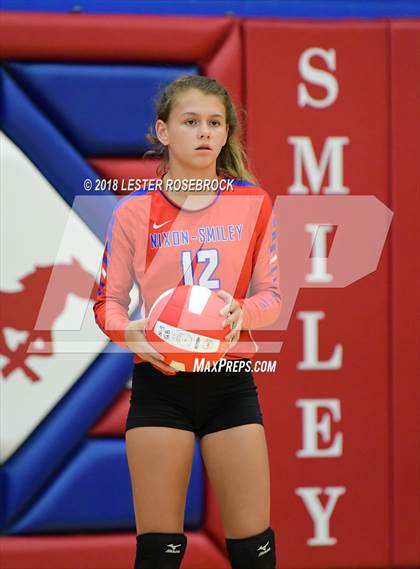 Thumbnail 1 in Luling @ Nixon-Smiley photogallery.