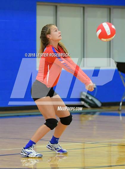 Thumbnail 1 in Luling @ Nixon-Smiley photogallery.