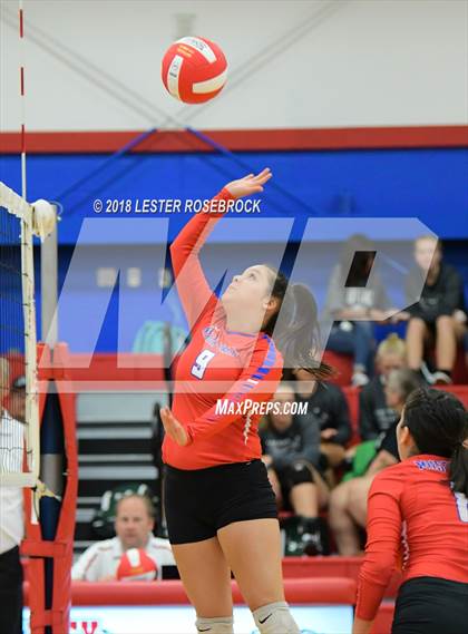 Thumbnail 3 in Luling @ Nixon-Smiley photogallery.