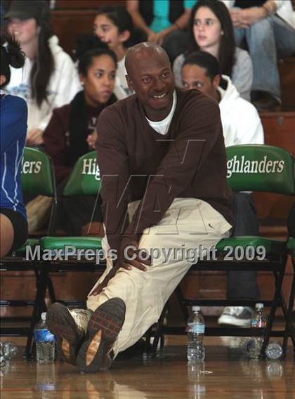 Thumbnail 3 in El Camino Real @ Granada Hills (CIF LA City Section Playoffs) photogallery.