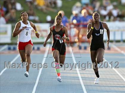 Thumbnail 3 in CIF State Track & Field Championships (Girls Preliminary Track Events) photogallery.