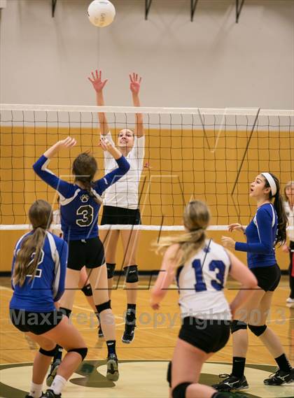 Thumbnail 2 in Bothell vs. Eastlake photogallery.