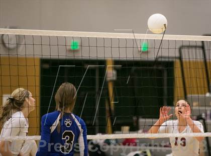 Thumbnail 3 in Bothell vs. Eastlake photogallery.