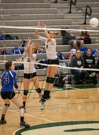 Thumbnail 2 in Bothell vs. Eastlake photogallery.