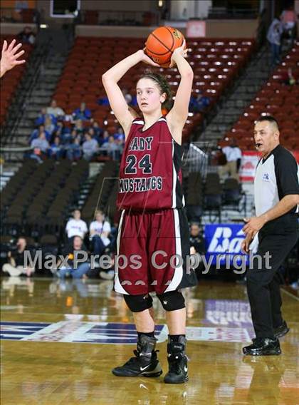 Thumbnail 3 in Smyer vs. Martins Mill (UIL 1A Final) photogallery.