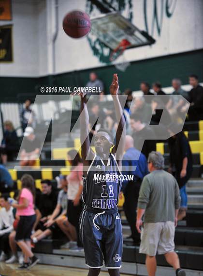 Thumbnail 3 in New Trier vs North Canyon (Horizon Holiday Hoops) photogallery.