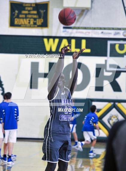 Thumbnail 1 in New Trier vs North Canyon (Horizon Holiday Hoops) photogallery.