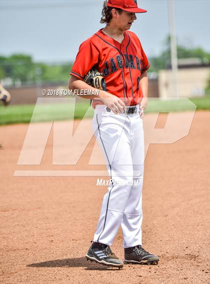 Thumbnail 3 in Blue Valley Northwest vs. Blue Valley West (KSHSAA 6A Regionals #2) photogallery.