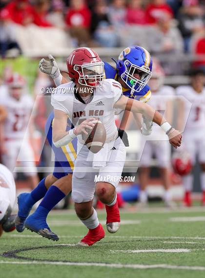 Thumbnail 3 in Brock @ Jim Ned (UIL 3A Region Playoff) photogallery.