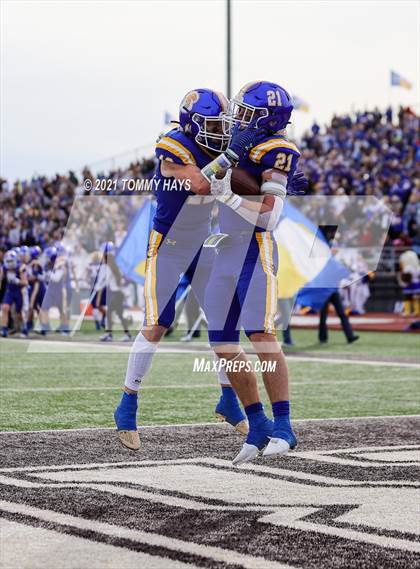 Thumbnail 2 in Brock @ Jim Ned (UIL 3A Region Playoff) photogallery.