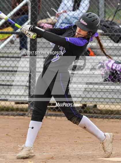 Thumbnail 1 in Tracy @ Tokay photogallery.