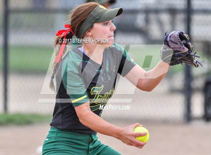 Thumbnail 2 in Tracy @ Tokay photogallery.