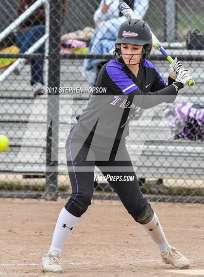 Thumbnail 3 in Tracy @ Tokay photogallery.