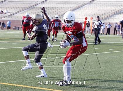 Thumbnail 1 in Howard Tech vs Brainerd (Chattanooga Prep Football Jamboree) photogallery.