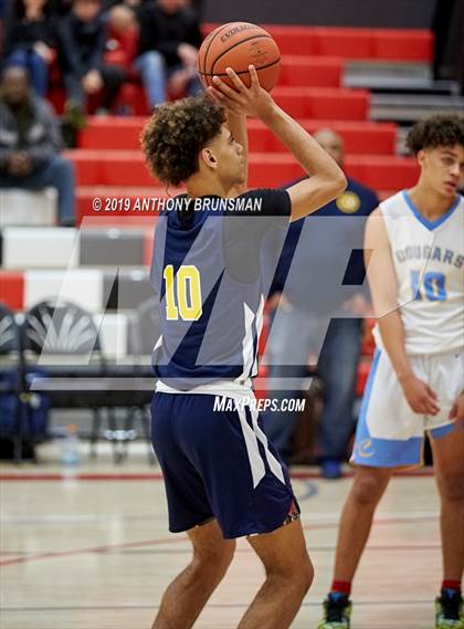 Thumbnail 1 in Del Campo vs Inderkum (Cordova Christmas Classic) photogallery.