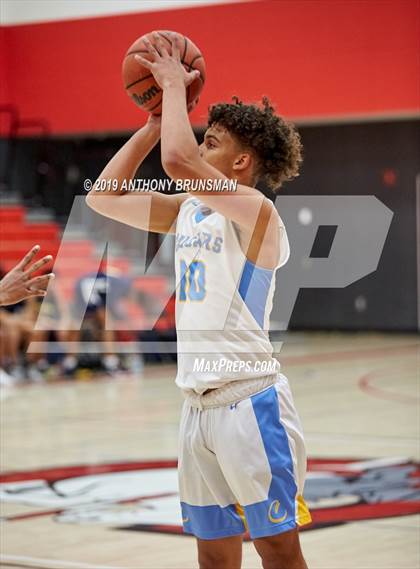 Thumbnail 2 in Del Campo vs Inderkum (Cordova Christmas Classic) photogallery.