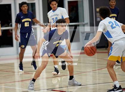 Thumbnail 2 in Del Campo vs Inderkum (Cordova Christmas Classic) photogallery.