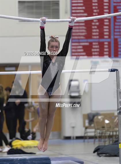 Thumbnail 1 in WIAA Classic 8 Conference (Bars) photogallery.