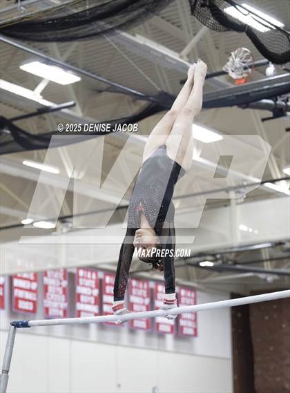 Thumbnail 1 in WIAA Classic 8 Conference (Bars) photogallery.