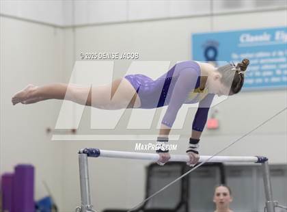 Thumbnail 1 in WIAA Classic 8 Conference (Bars) photogallery.