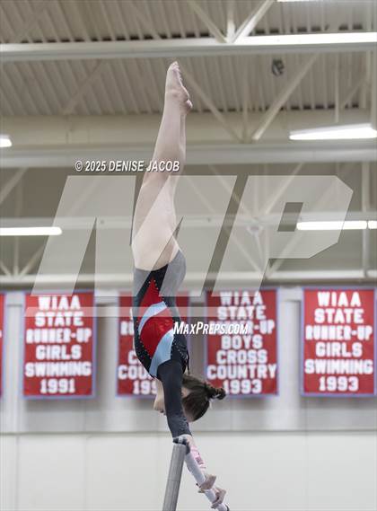 Thumbnail 2 in WIAA Classic 8 Conference (Bars) photogallery.
