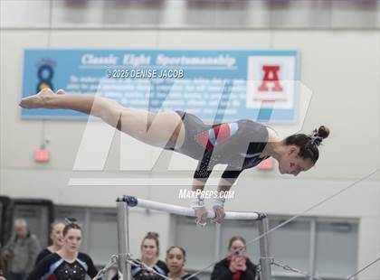 Thumbnail 2 in WIAA Classic 8 Conference (Bars) photogallery.