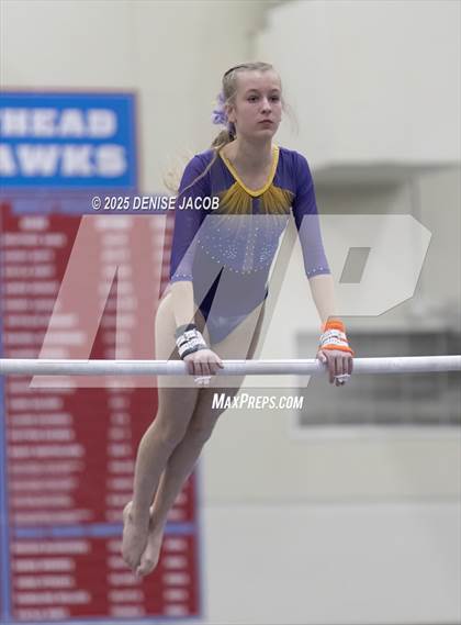 Thumbnail 2 in WIAA Classic 8 Conference (Bars) photogallery.