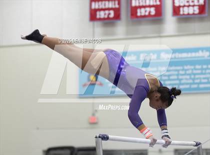 Thumbnail 1 in WIAA Classic 8 Conference (Bars) photogallery.