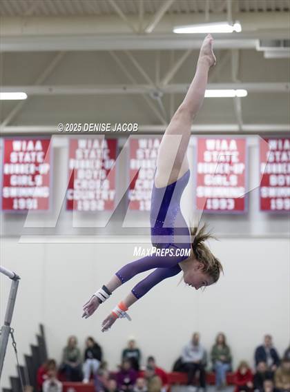Thumbnail 1 in WIAA Classic 8 Conference (Bars) photogallery.