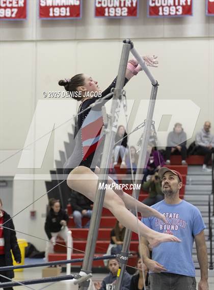 Thumbnail 1 in WIAA Classic 8 Conference (Bars) photogallery.