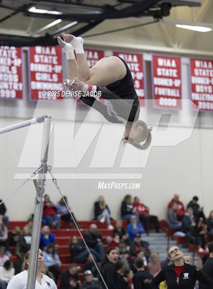 Thumbnail 1 in WIAA Classic 8 Conference (Bars) photogallery.