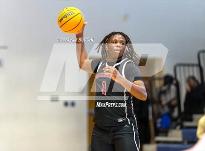 Thumbnail 3 in Oak Hill vs Hurricane (Little General/ C. Adam Toney Showcase) photogallery.