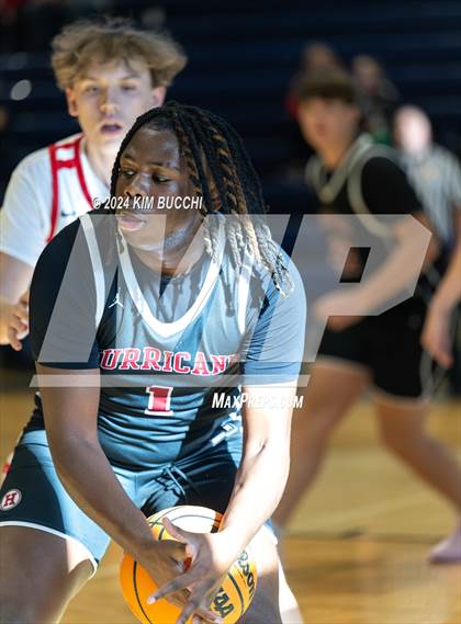 Thumbnail 1 in Oak Hill vs Hurricane (Little General/ C. Adam Toney Showcase) photogallery.