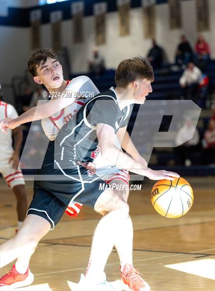 Thumbnail 2 in Oak Hill vs Hurricane (Little General/ C. Adam Toney Showcase) photogallery.