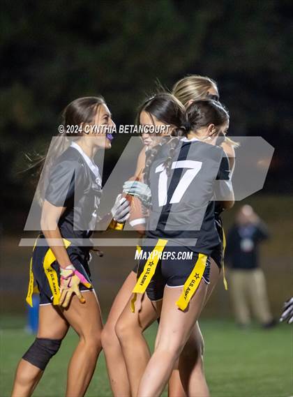 Thumbnail 3 in Mountain Vista vs Arvada West (CHSAA 5A Final) photogallery.