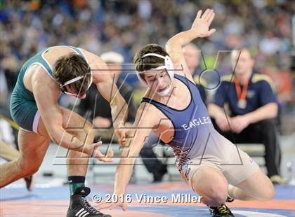 Thumbnail 1 in WIAA 3A 160 LB Championship photogallery.