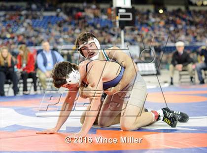 Thumbnail 3 in WIAA 3A 160 LB Championship photogallery.