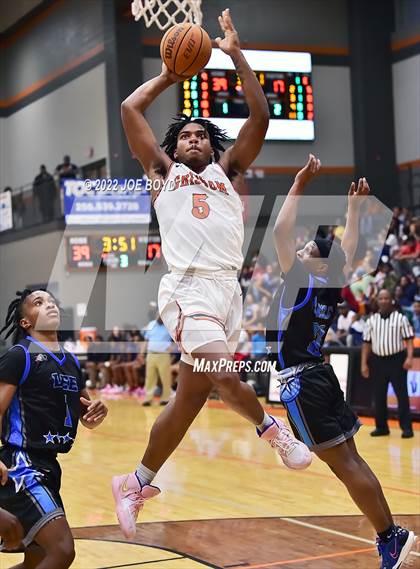 Thumbnail 3 in Lee @ Grissom photogallery.