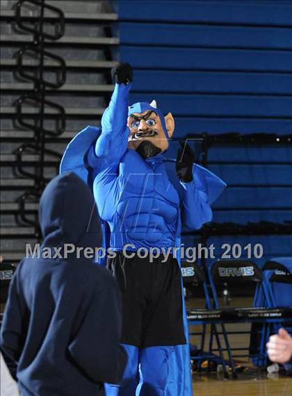 Thumbnail 2 in Wood vs. Davis (Les Curry Invitational) photogallery.